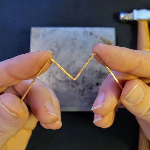 Jennifer Brooks's Alaskan Range Necklace - , Contemporary Wire Jewelry, Making Chain, Chain Making , Loops, Wire Loop, Wrapped Wire Loop, Texturing, , Using the ball peen, gently add texture to the square wire shape.